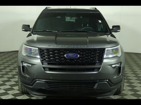 Used 2018 Ford Explorer Sport image 15