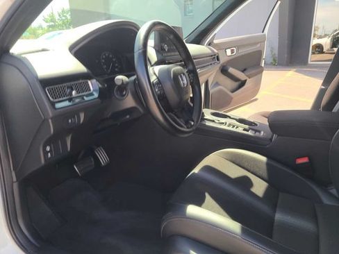 Used 2022 Honda Civic Sport image 13