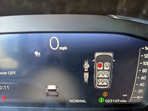 Used 2025 Honda Pilot Elite image 14