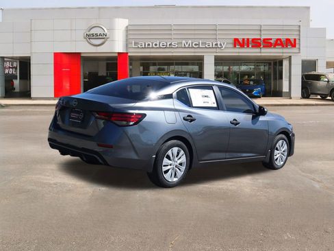 New 2025 Nissan Sentra S image 5