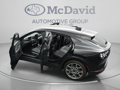 Used 2025 Ford Mustang Mach-E GT AWD/4WD image 45