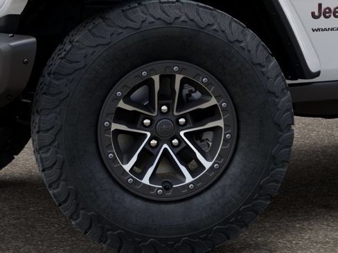 New 2026 Jeep Wrangler Unlimited Rubicon AWD/4WD image 13