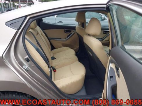 Used 2013 Hyundai Elantra GLS w/ Preferred Pkg image 11