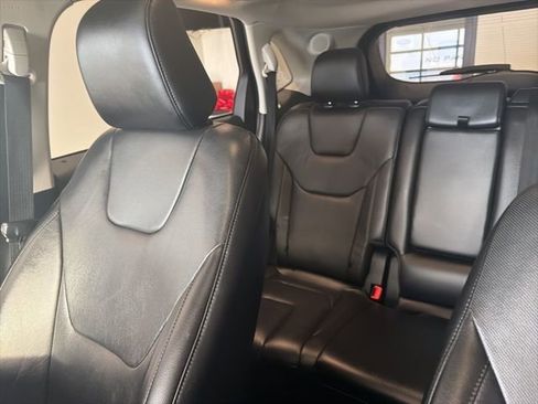 Used 2020 Ford Edge Titanium w/ Equipment Group 301A image 15