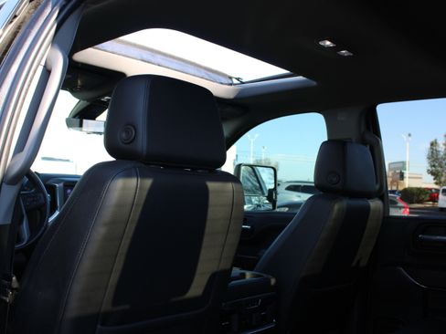 Used 2023 GMC Sierra 2500 Denali w/ Denali Black Diamond Edition image 37