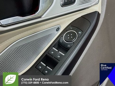 Certified 2020 Ford Explorer Platinum w/ Premium Technology Package image 21