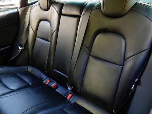 Used 2020 Tesla Model 3 Standard Range image 25