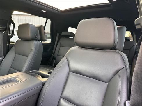 Used 2022 Chevrolet Tahoe LT w/ Luxury Package image 24