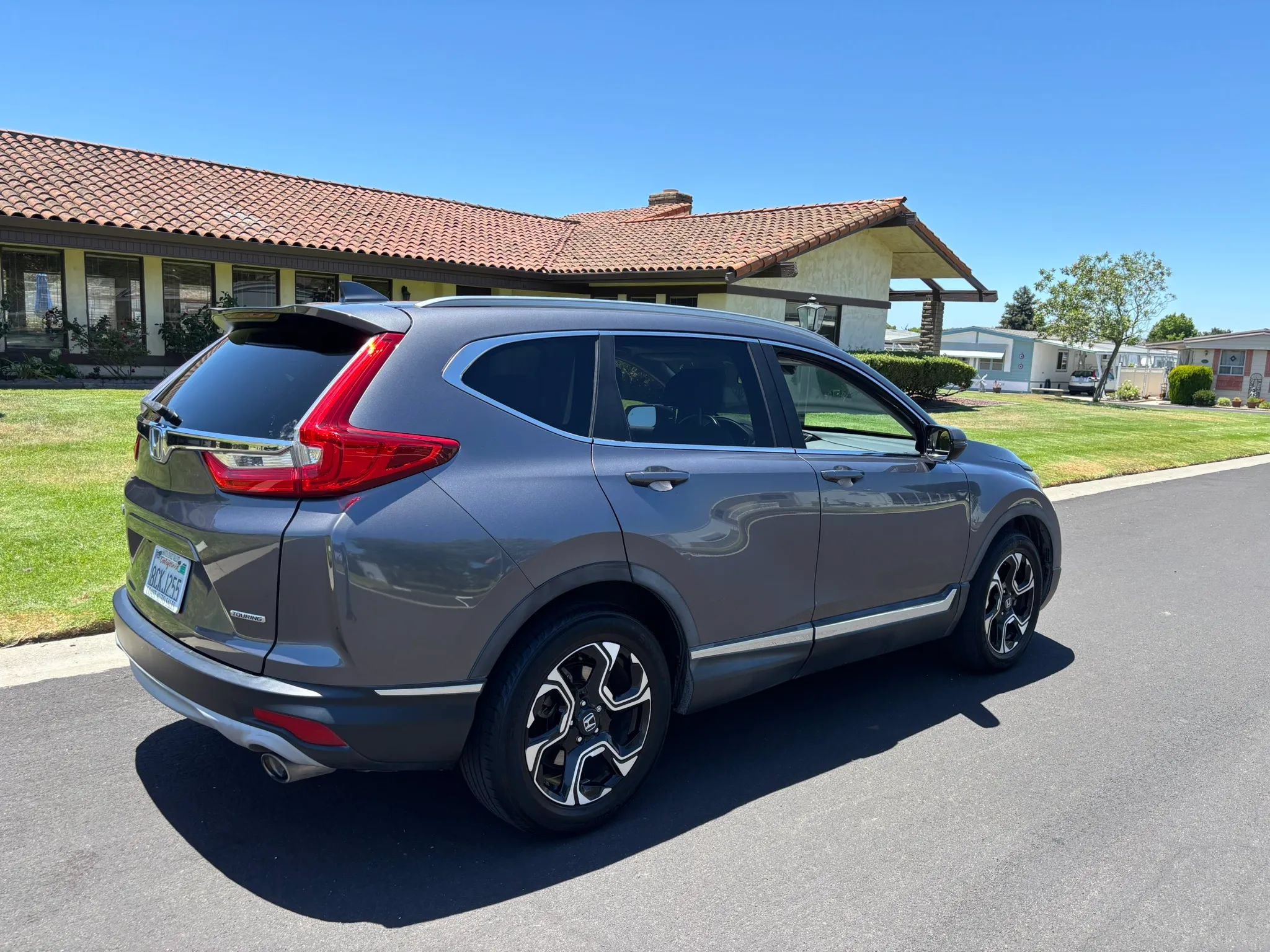 Used 2018 Honda CR-V Touring image 12