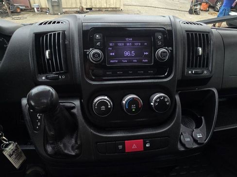 Used 2021 RAM ProMaster 2500 image 19