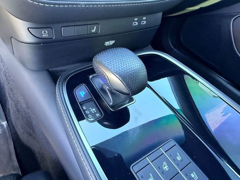 New 2023 Lexus LS 500 F Sport image 23