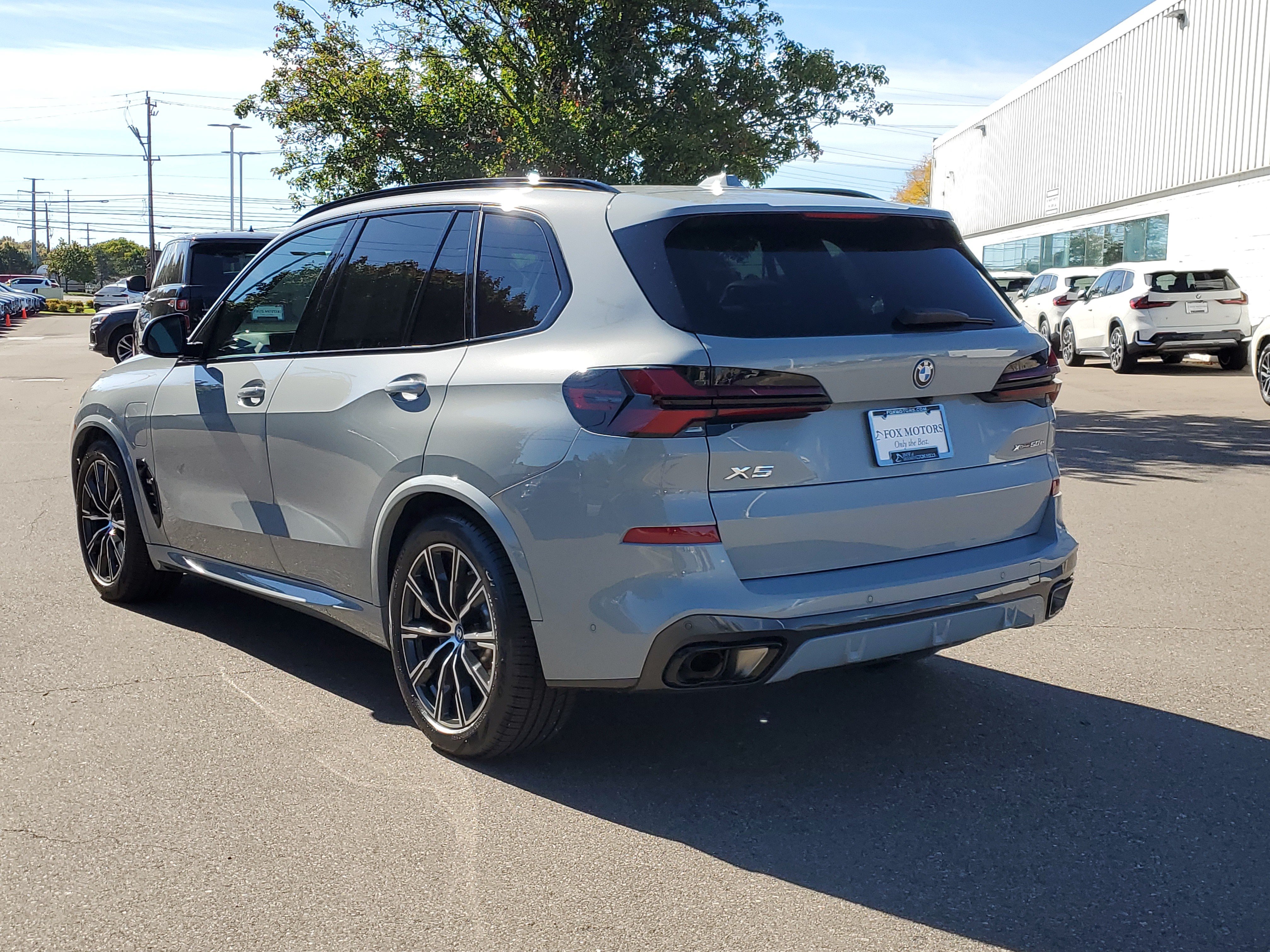 Certified 2024 BMW X5 xDrive50e w/ M Sport Package AWD/4WD image 3