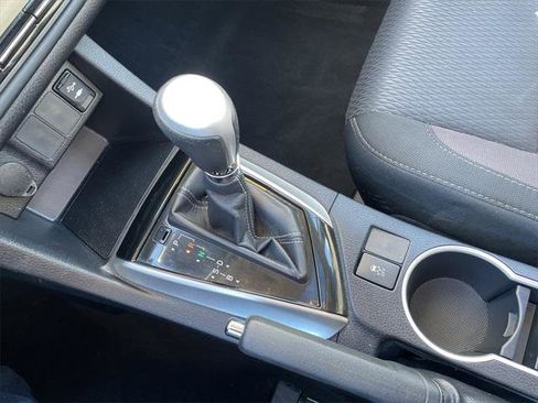 Certified 2017 Toyota Corolla LE image 20