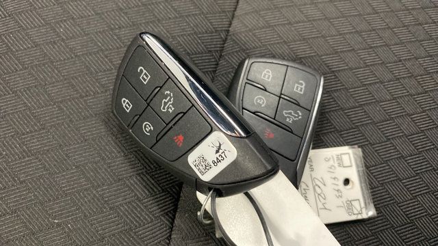 Used 2024 Chevrolet Silverado 1500 LT AWD/4WD image 20