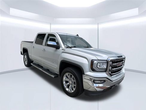 Used 2018 GMC Sierra 1500 SLT w/ SLT Premium Package AWD/4WD image 9