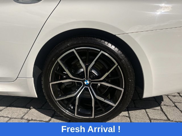 Used 2023 BMW 530i w/ M Sport Package RWD image 11