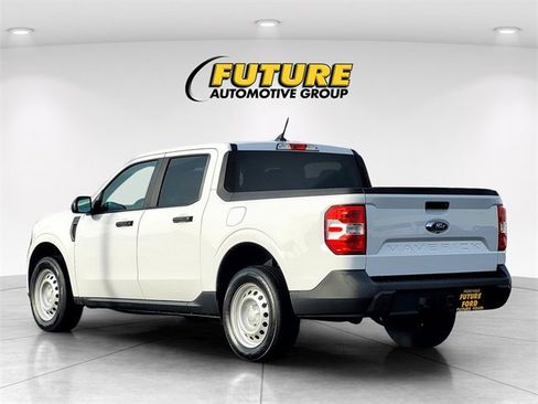 Certified 2022 Ford Maverick XL image 6