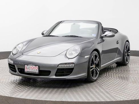 Used 2011 Porsche 911 Carrera S image 2