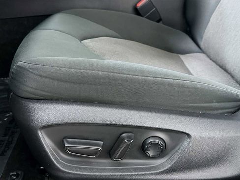 Used 2022 Toyota Camry LE image 17