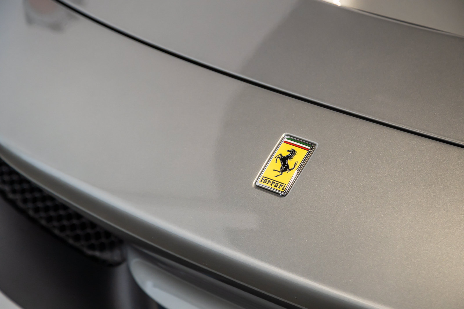 Used 2021 Ferrari F8 Tributo RWD image 26