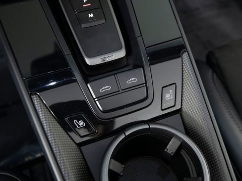 Certified 2022 Porsche 911 Targa 4 GTS w/ Premium Package image 34