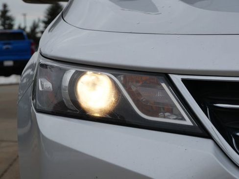 Used 2017 Chevrolet Impala LT image 10