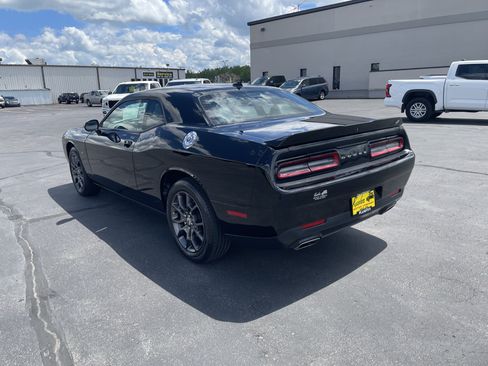 Used 2018 Dodge Challenger GT w/ Driver Convenience Group AWD/4WD image 6