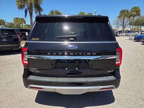 Used 2022 Ford Expedition Max Limited image 12