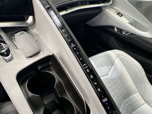 Used 2025 Chevrolet Corvette Stingray w/ Battery Protection Package image 16