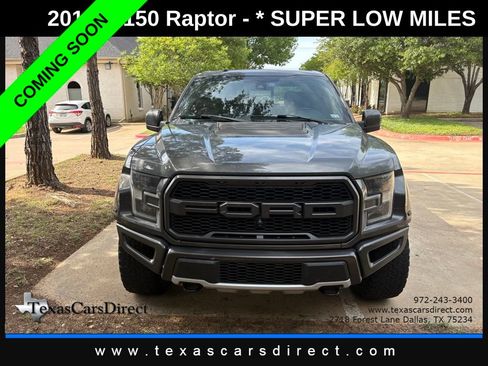 Used 2018 Ford F150 Raptor w/ Equipment Group 802A Luxury AWD/4WD image 2