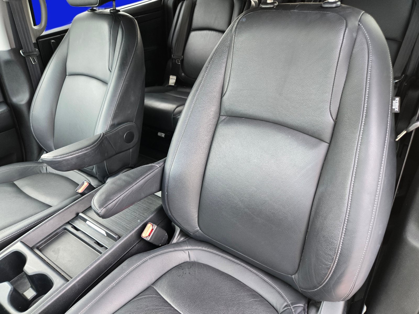 Used 2023 Honda Odyssey Touring image 16