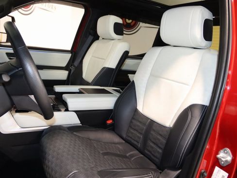 Used 2023 Toyota Tundra Capstone image 38