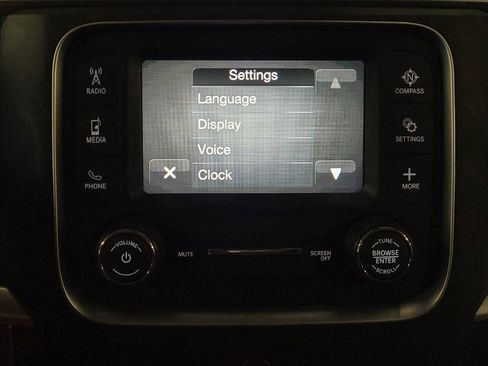 Used 2022 RAM 1500 Classic SLT RWD image 25
