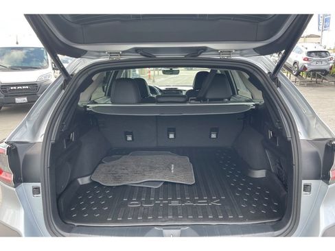 Certified 2025 Subaru Outback Limited AWD/4WD image 17