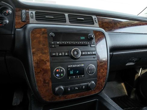 Used 2012 Chevrolet Avalanche LT w/ All-Star Edition image 22