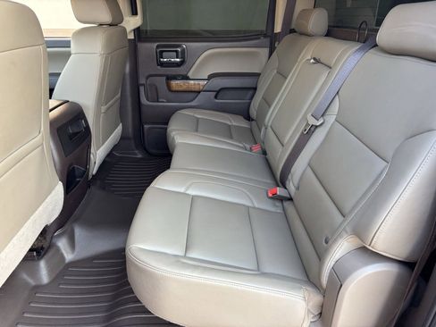 Used 2018 GMC Sierra 1500 SLT w/ SLT Premium Package image 18