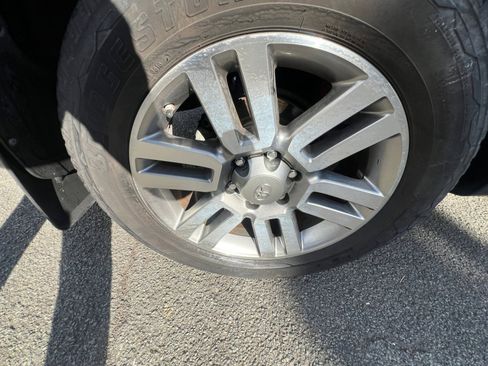 Used 2013 Toyota 4Runner Limited w/ Protection Pkg RWD image 33