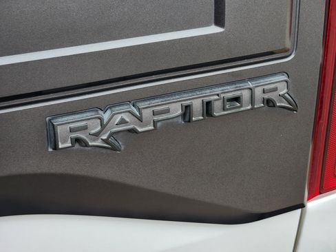 Used 2018 Ford F150 Raptor w/ Equipment Group 802A Luxury AWD/4WD image 11