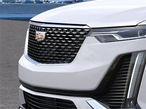 New 2025 Cadillac XT6 Luxury w/ LPO, Floor Liner Package image 13