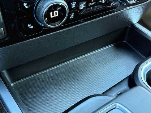 Used 2026 Chevrolet Silverado 1500 LT Trail Boss w/ LT Trail Boss Premium Package AWD/4WD image 39