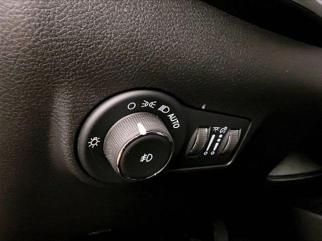 Used 2022 Jeep Compass Latitude w/ Convenience Group AWD/4WD image 30