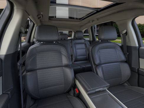 New 2024 Lincoln Nautilus Reserve w/ Equipment Group 203A image 10