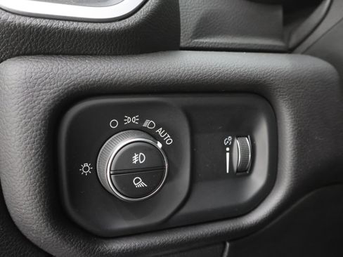 Used 2022 RAM 2500 Big Horn w/ Night Edition image 39