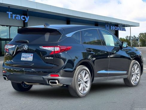 Used 2023 Acura RDX FWD w/ Technology Package image 6