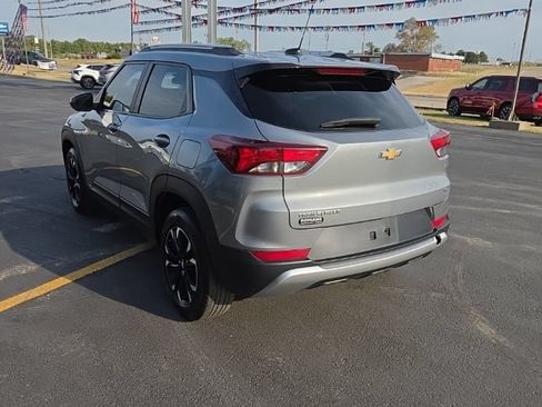 Used 2023 Chevrolet TrailBlazer LT FWD image 4
