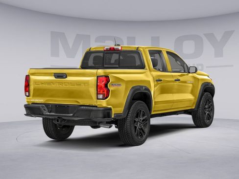 Used 2023 Chevrolet Colorado Trail Boss image 3