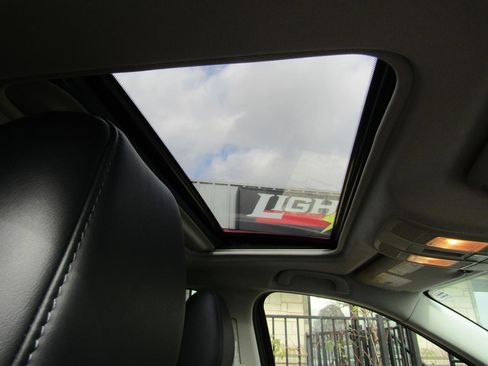 Used 2017 MAZDA CX-5 Touring w/ Preferred Equipment Package image 8