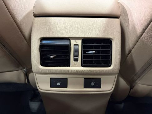 Used 2016 Subaru Outback 2.5i Limited image 30