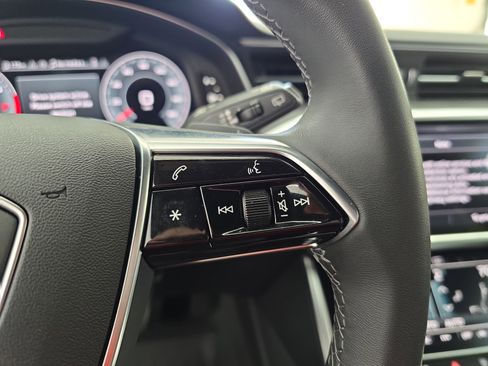 Used 2025 Audi A6 Premium Plus w/ Driver Assistance Package image 18