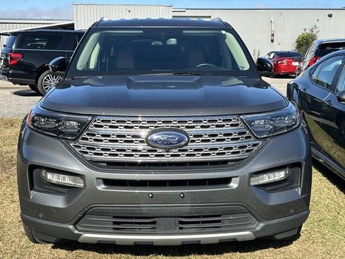 Certified 2023 Ford Explorer Limited w/ Equipment Group 301A image 2